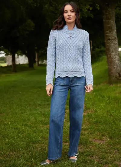 Supersoft Merino Wool Scallop Aran Sweater in Ice Marl